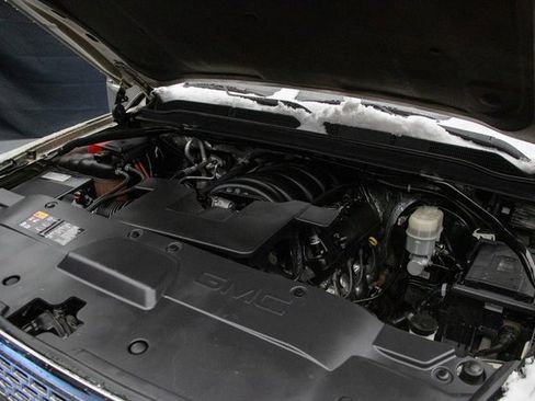 Used 2016 GMC Yukon Denali w/ Open Road Package image 30