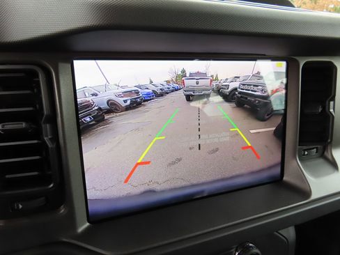 New 2025 Ford Bronco Base image 13