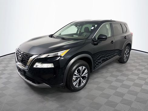 Used 2023 Nissan Rogue SV AWD/4WD image 3