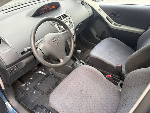 Used 2009 Toyota Yaris 4-Door Hatchback FWD image 20