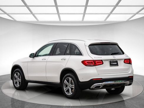Certified 2022 Mercedes-Benz GLC 300 4MATIC image 2