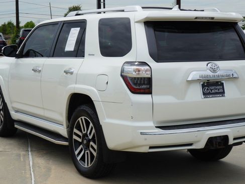 Used 2015 Toyota 4Runner Limited RWD image 9
