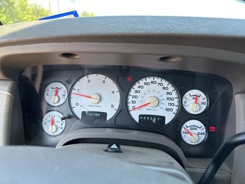 Used 2005 Dodge Ram 3500 Truck SLT image 8