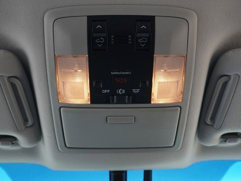 Used 2017 Lexus GX 460 Premium image 26