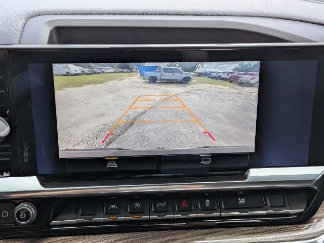Used 2023 Chevrolet Silverado 1500 LT AWD/4WD image 30