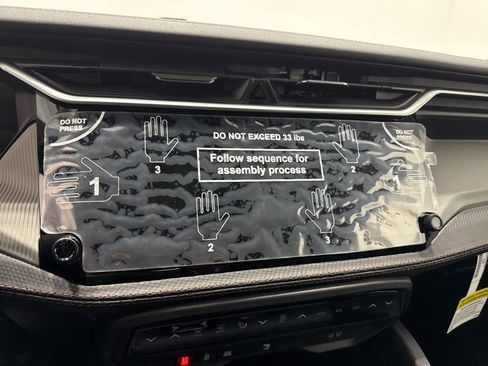 New 2026 Jeep Cherokee Limited image 32