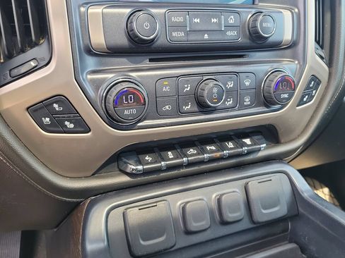 Used 2018 GMC Sierra 3500 Denali w/ Duramax Plus Package AWD/4WD image 28