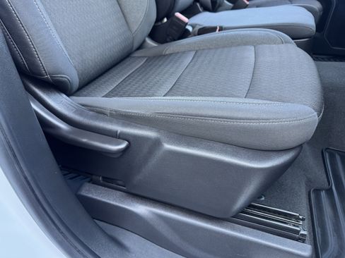 Used 2024 Chevrolet Silverado 2500 LT image 20