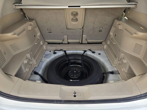 Used 2015 Nissan Rogue SV FWD image 38