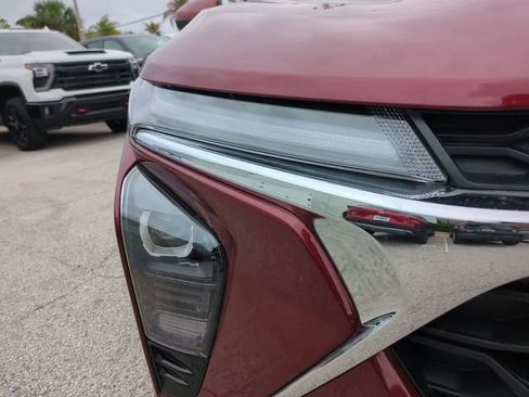 Certified 2025 Chevrolet Trax LT image 10