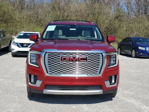Used 2021 GMC Yukon Denali w/ Denali Ultimate Package image 2