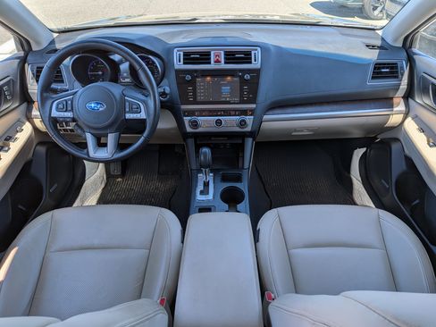 Used 2017 Subaru Outback 2.5i Limited image 14