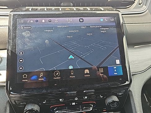 Certified 2024 Jeep Grand Cherokee Overland w/ Adv Protech Group III image 4