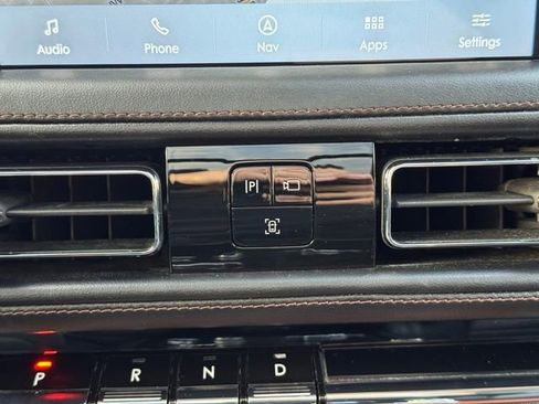 Used 2020 Lincoln Aviator Reserve w/ Equipment Group 202A image 16