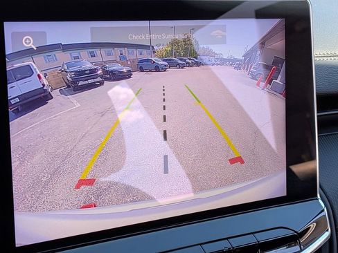 Used 2025 Jeep Compass Trailhawk image 17