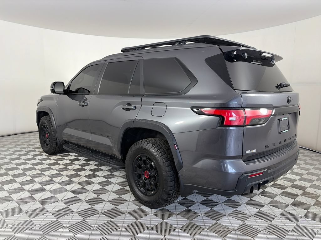 Used 2025 Toyota Sequoia TRD Pro AWD/4WD image 5