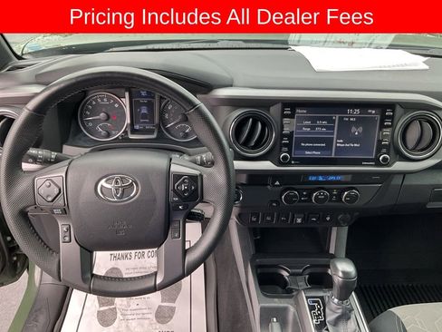 Used 2022 Toyota Tacoma TRD Off-Road w/ Technology Package RWD image 5