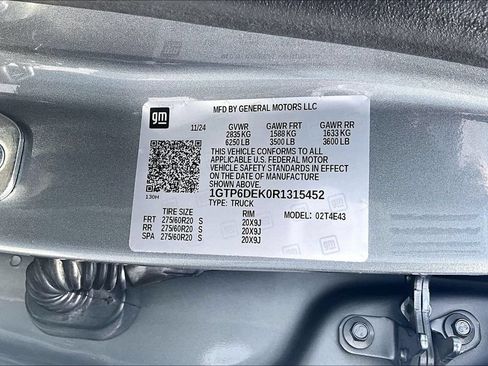 Used 2024 GMC Canyon AT4 w/ Technology Package AWD/4WD image 20
