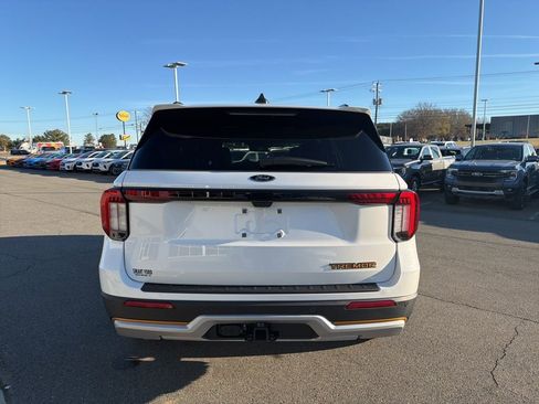 New 2026 Ford Explorer Tremor w/ Tremor Ultimate Package AWD/4WD image 4