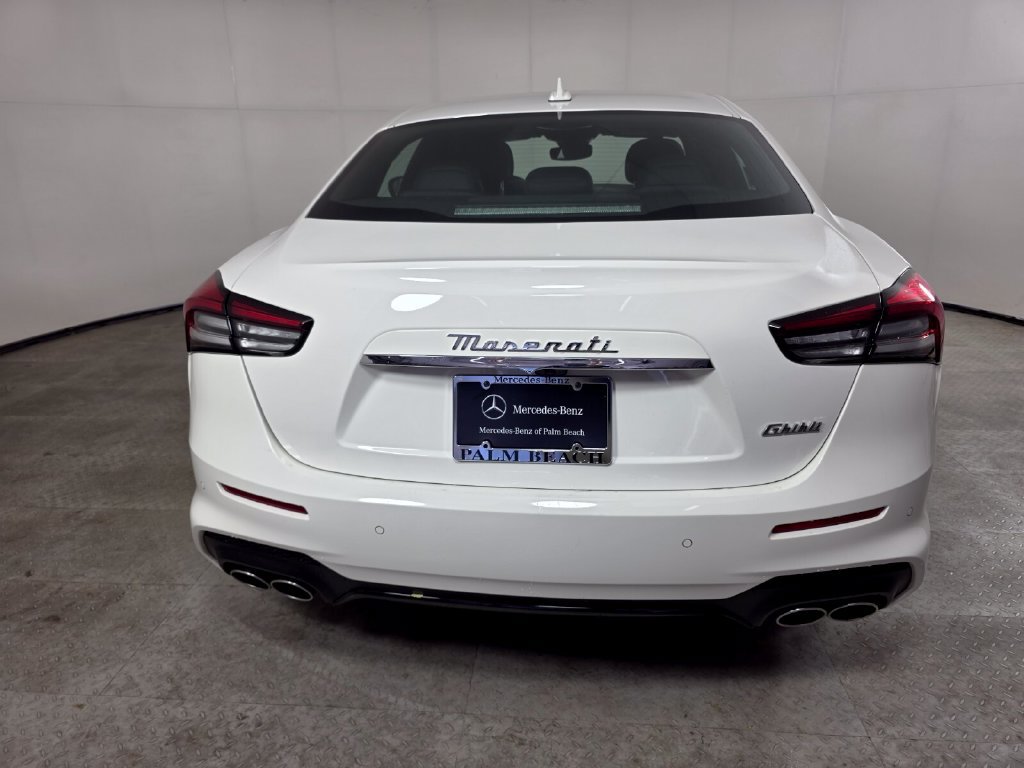 Used 2023 Maserati Ghibli Modena RWD image 5