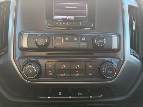 Used 2015 Chevrolet Silverado 1500 LT image 29