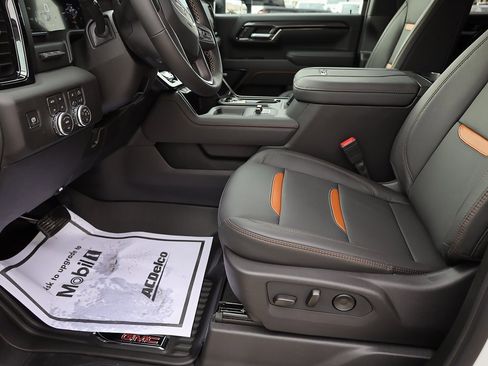 New 2026 GMC Sierra 3500 AT4 w/ AT4 Premium Plus Package image 11