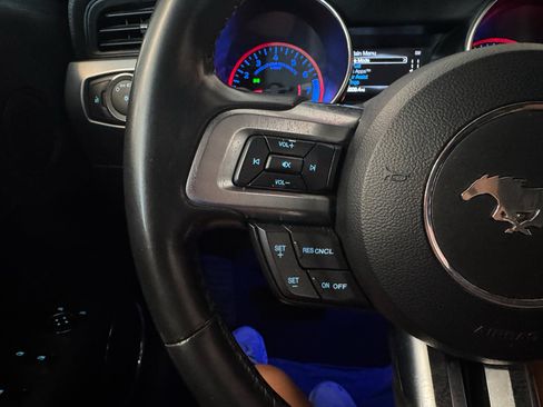 Used 2022 Ford Mustang Premium RWD image 21
