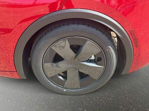 New 2026 Toyota Prius LE image 10