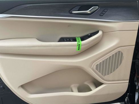 New 2025 Jeep Grand Cherokee Limited w/ Luxury Tech Group II image 28