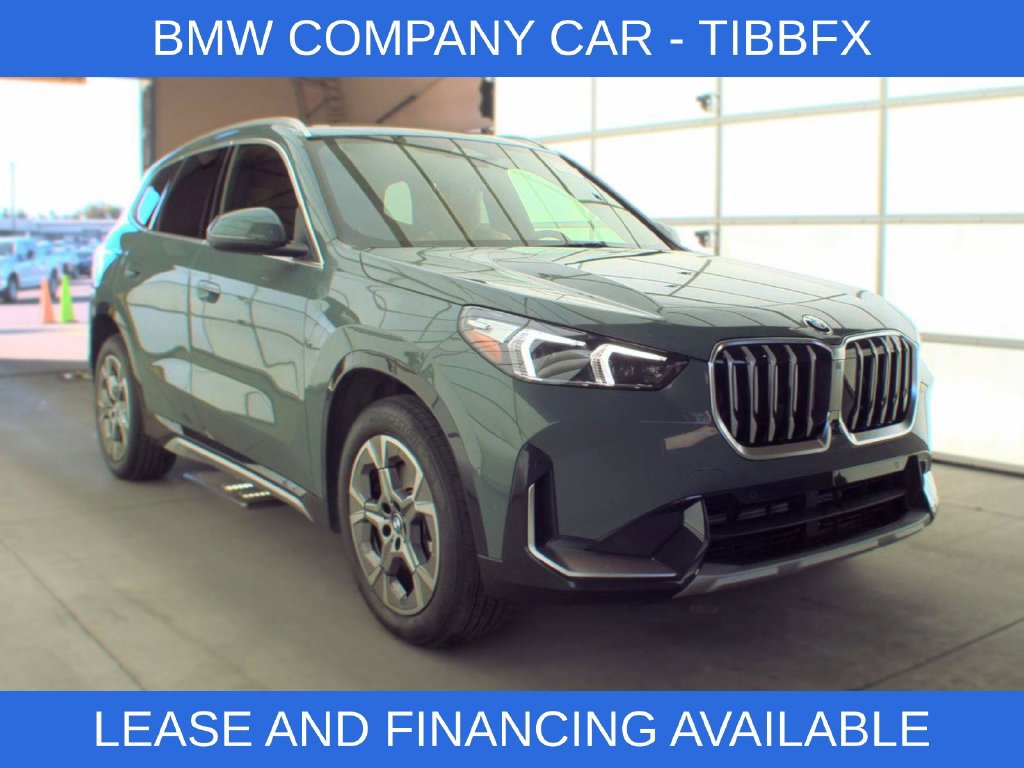 Used 2026 BMW X1 xDrive28i w/ Technology Package AWD/4WD image 3