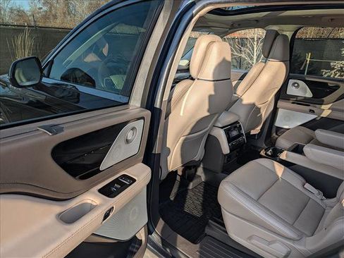 Certified 2023 Lincoln Aviator Reserve w/ Equipment Group 201A image 26