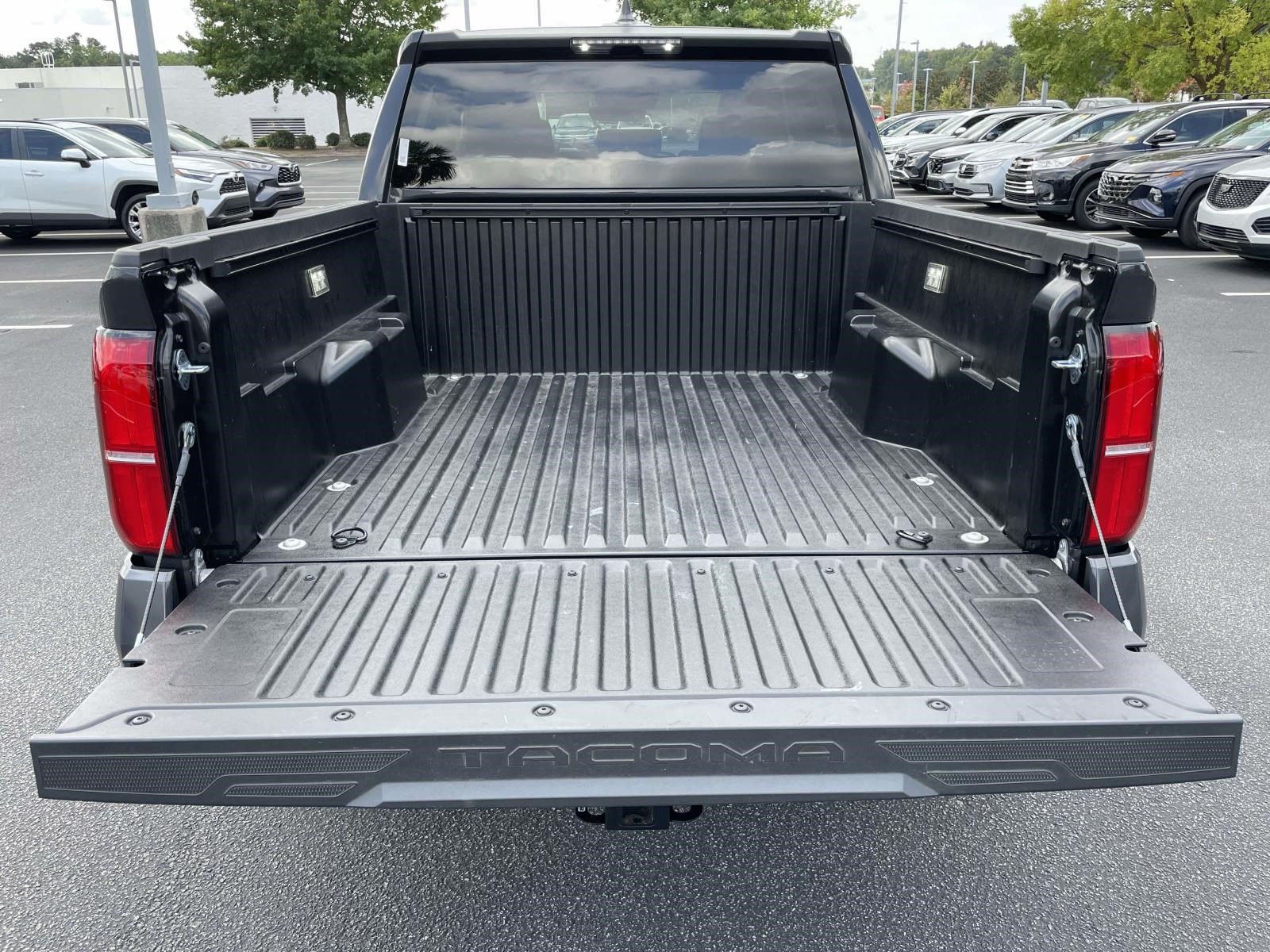 Used 2026 Toyota Tacoma SR5 RWD image 8