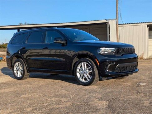Used 2024 Dodge Durango GT image 2