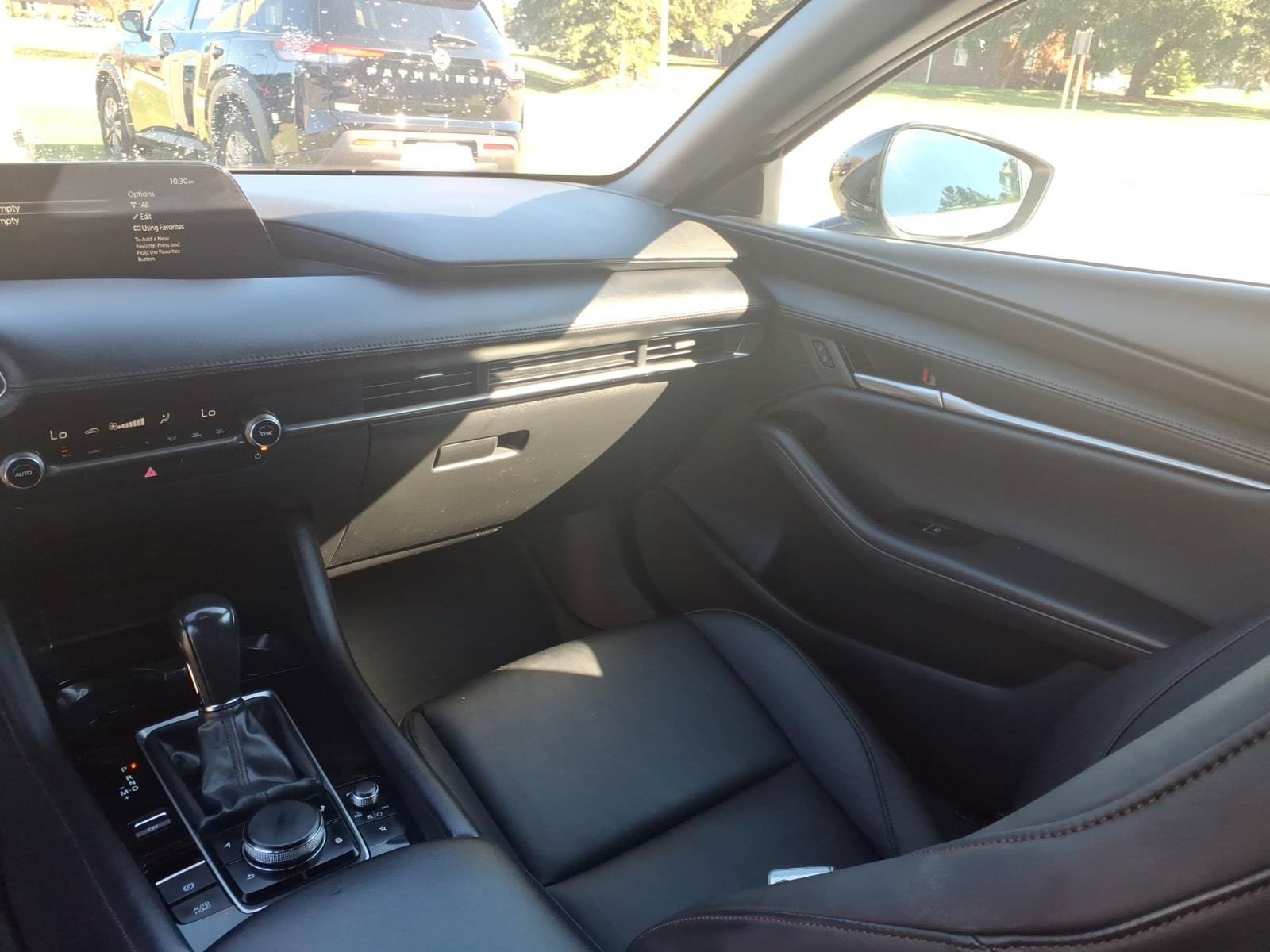 Used 2024 MAZDA MAZDA3 s FWD image 13