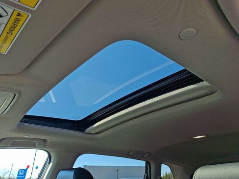 Used 2023 Honda CR-V EX-L image 14