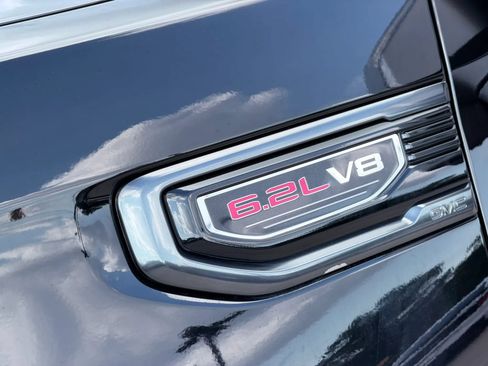 Used 2022 GMC Sierra 1500 AT4 w/ Technology Package AWD/4WD image 39