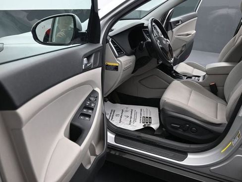 Used 2016 Hyundai Tucson Sport image 20