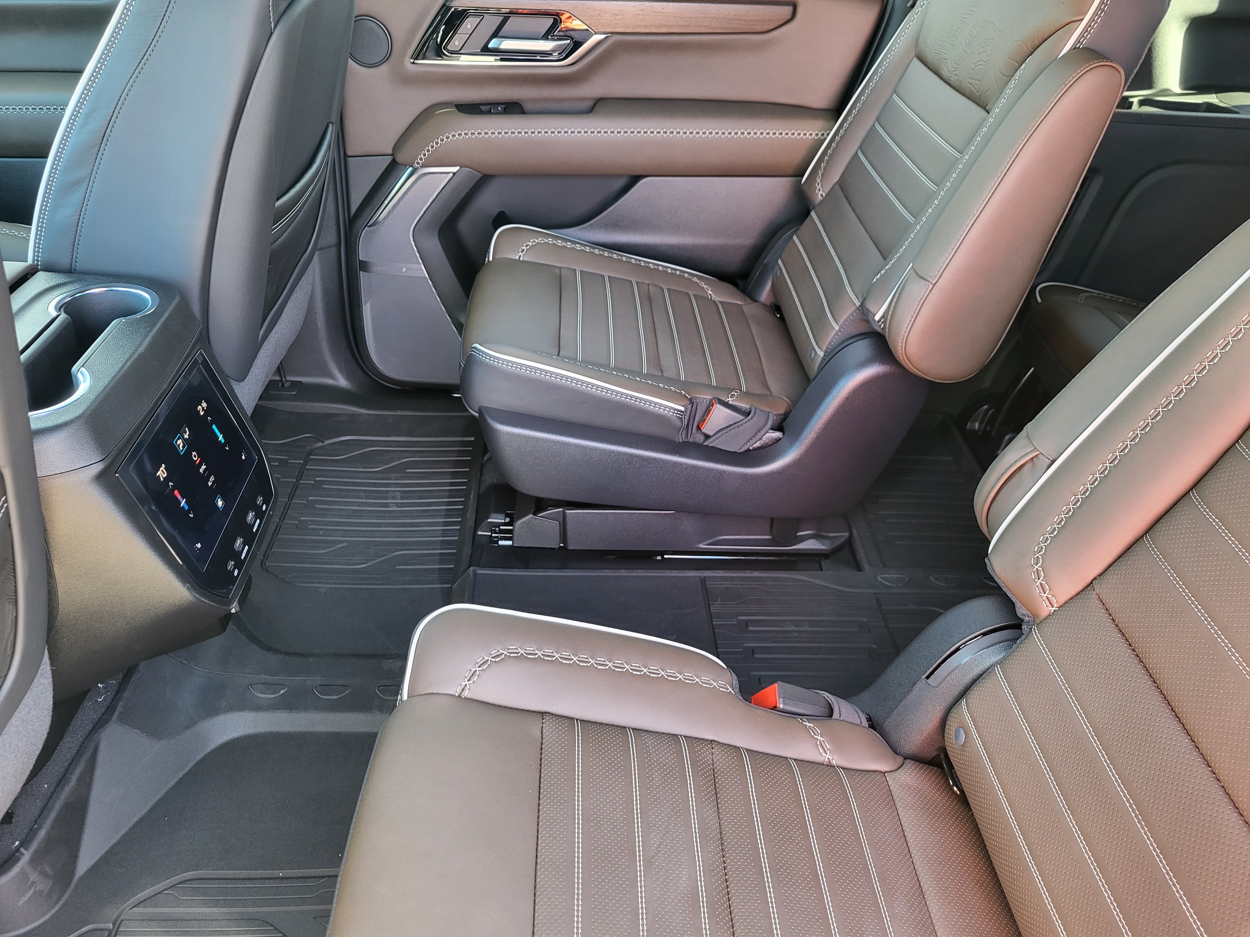 New 2027 GMC Yukon XL Denali Ultimate w/ LPO, Illumination Package AWD/4WD image 29