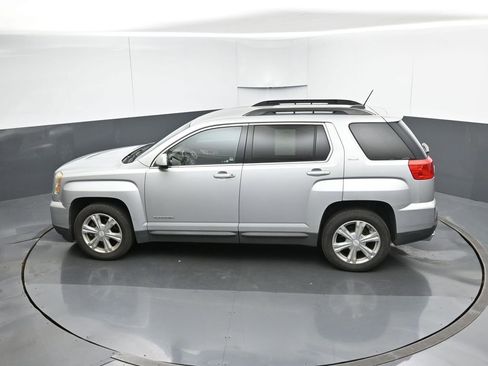Used 2017 GMC Terrain SLE w/ Convenience Package image 45