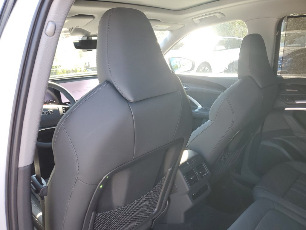 New 2026 Audi Q5 Premium Plus AWD/4WD image 18