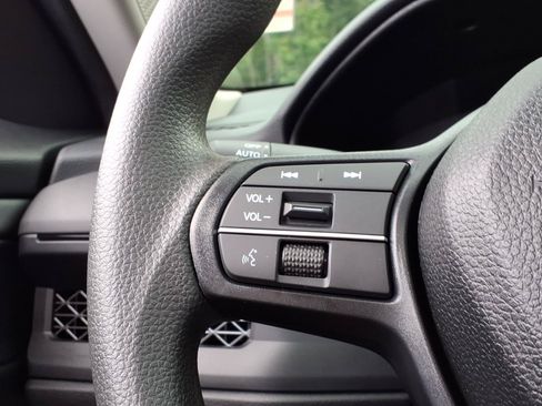 Used 2025 Honda Accord SE image 23