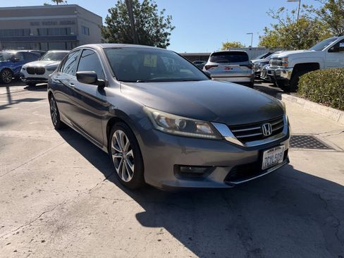 Used 2014 Honda Accord Sport image 7