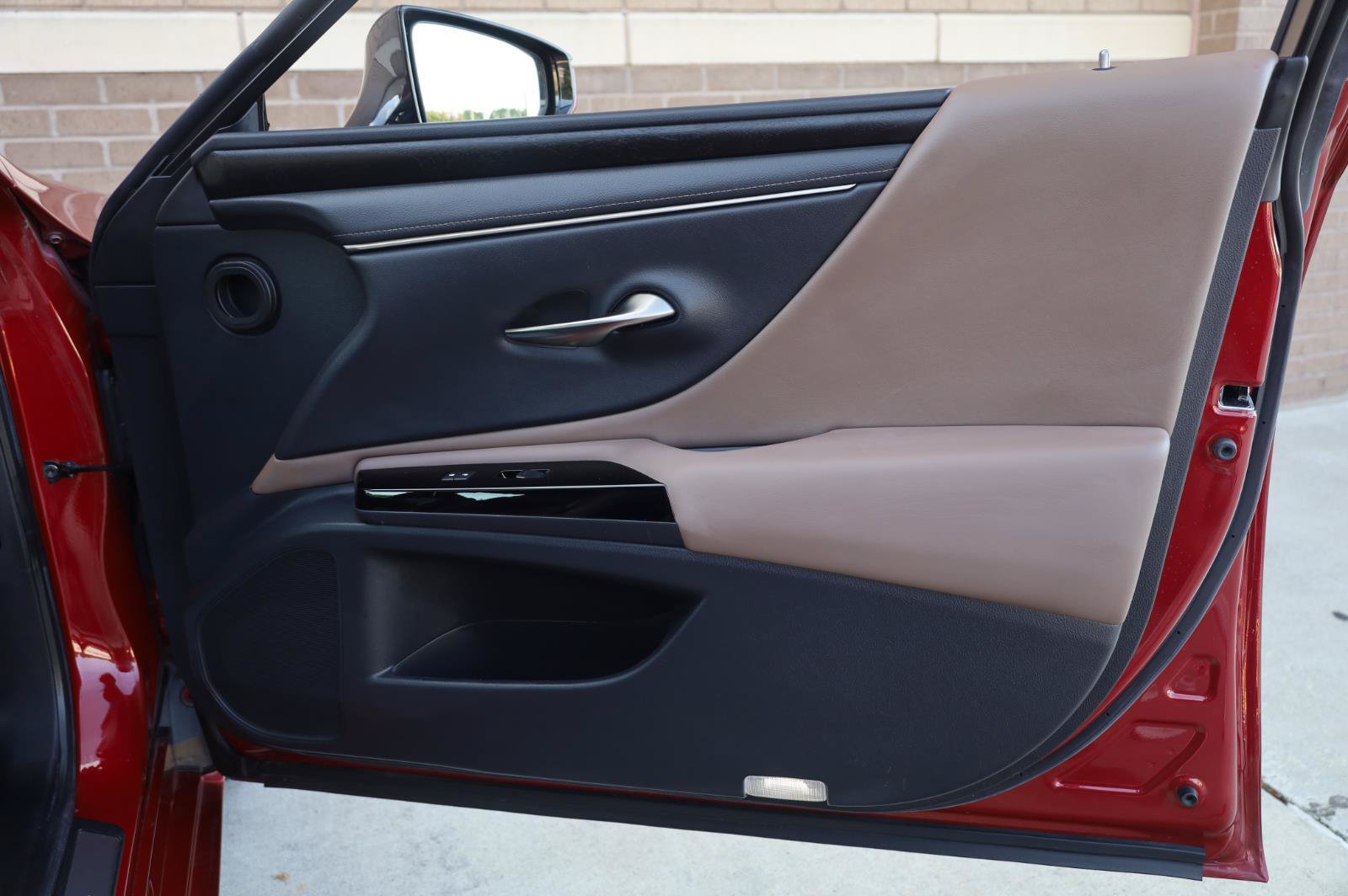 Used 2023 Lexus ES 350 w/ Premium Package FWD image 29