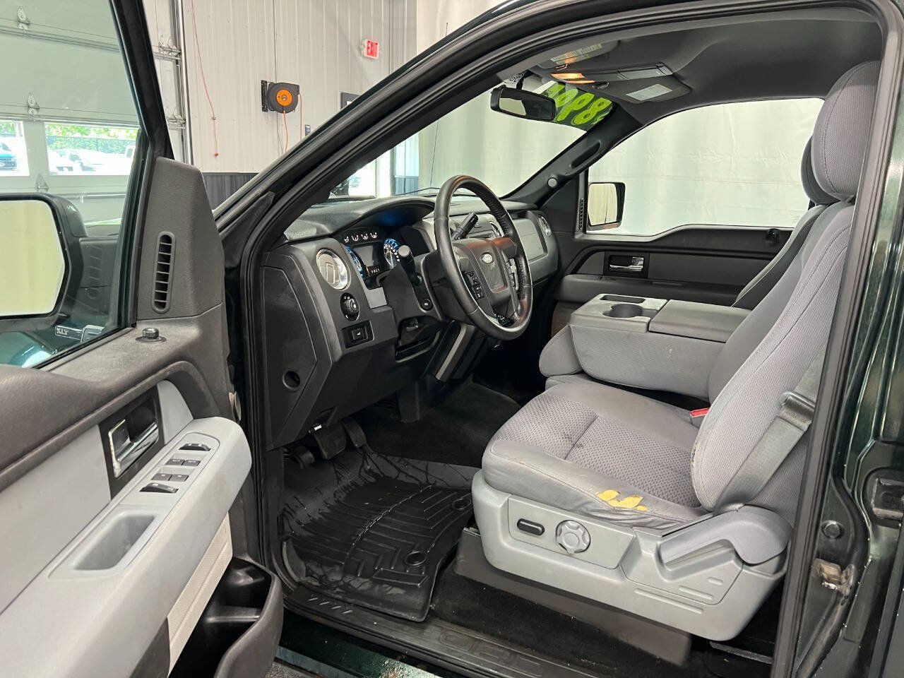 Used 2013 Ford F150 XLT w/ XLT Chrome Pkg AWD/4WD image 7