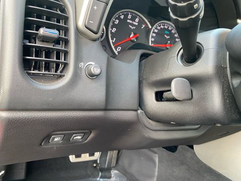 Used 2005 Chevrolet Corvette Coupe w/ Preferred Equipment Group image 20