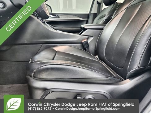 Certified 2023 Jeep Grand Cherokee L Limited w/ Luxury Tech Group II AWD/4WD image 19