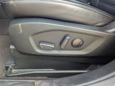 Used 2022 Ford Edge SEL AWD/4WD image 13