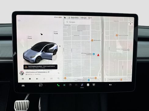 Used 2024 Tesla Model Y Long Range AWD/4WD image 9