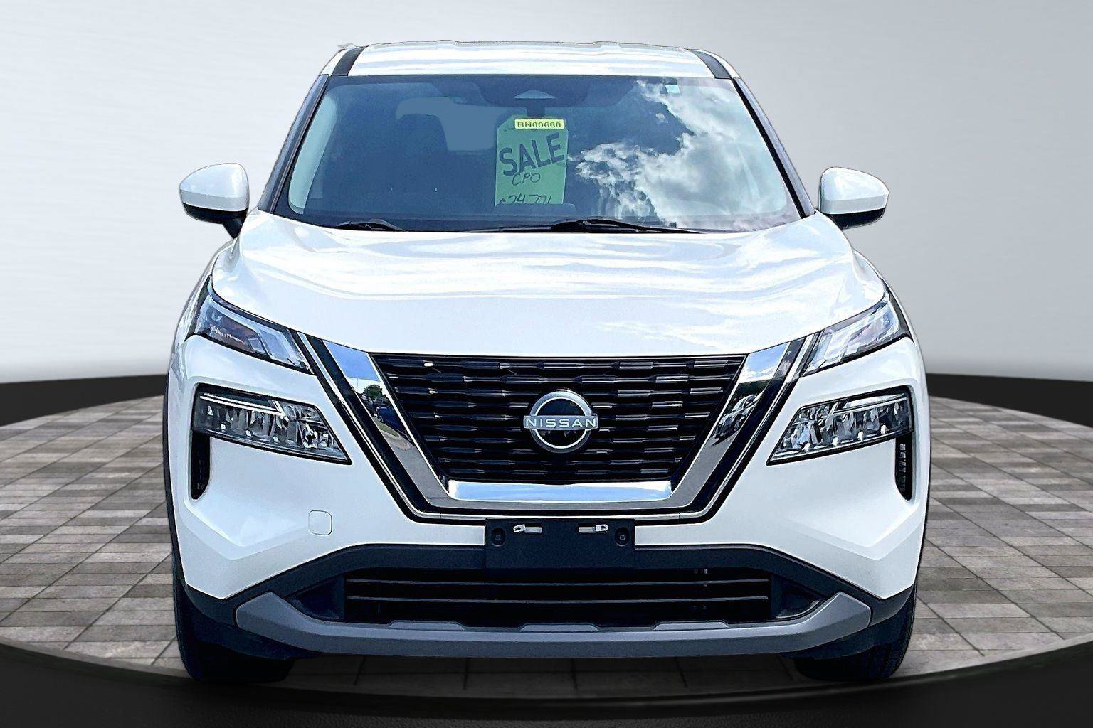Certified 2023 Nissan Rogue SV AWD/4WD image 2