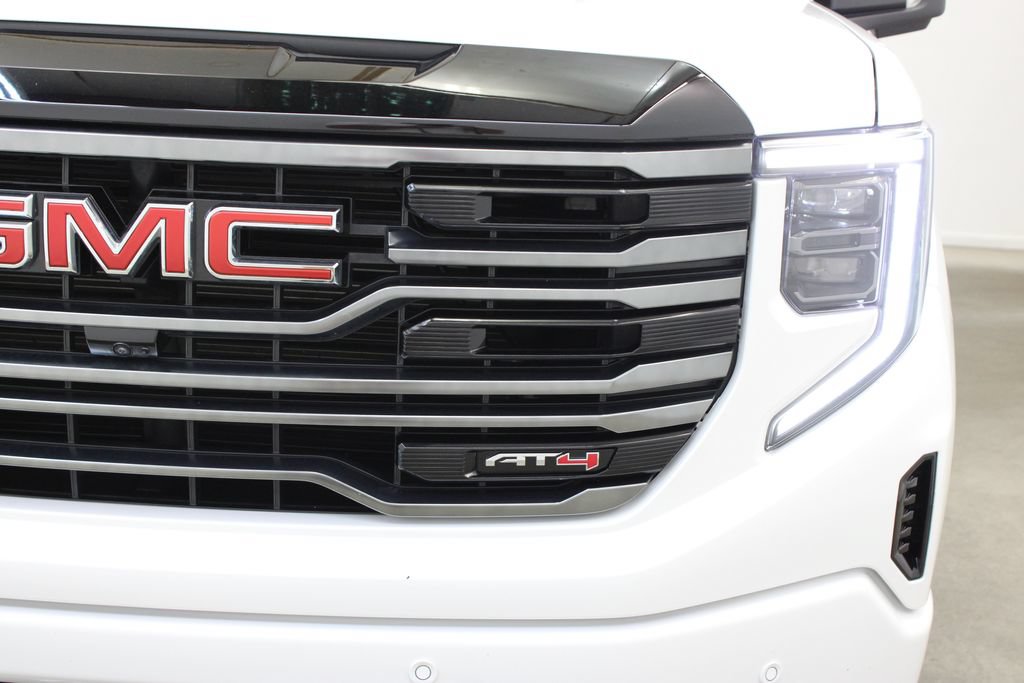 Used 2025 GMC Sierra 1500 AT4 AWD/4WD image 8